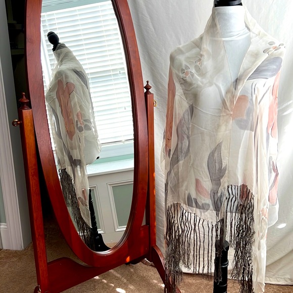 Sheer floral scarf~ gorgeous flower print~ hand knotted silver tassels - Picture 2 of 5
